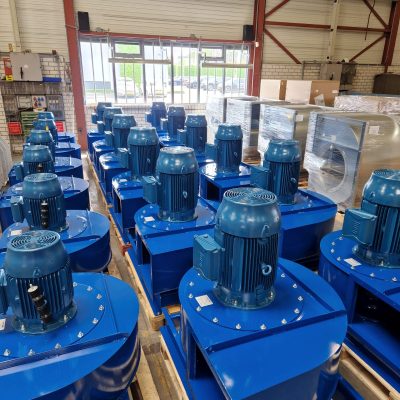 18 Ingebouwde centrifugaal ventilatoren voor de productie van houtstoffilters